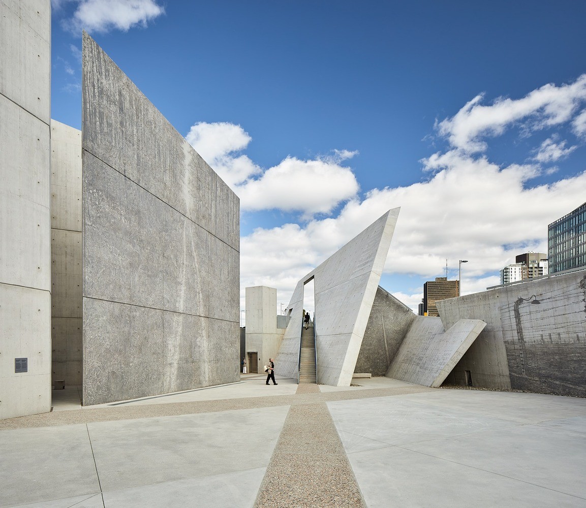 Modern Architect - National Holocaust